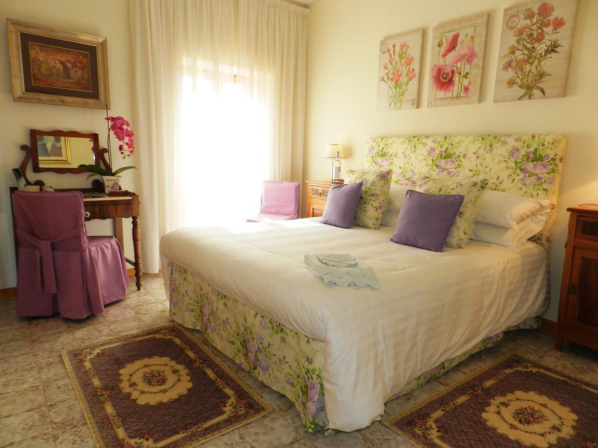 Bed and Breakfast La Scala Fiorita Ананьї Екстер'єр фото